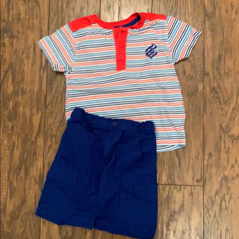 2T T-shirt and shorts
